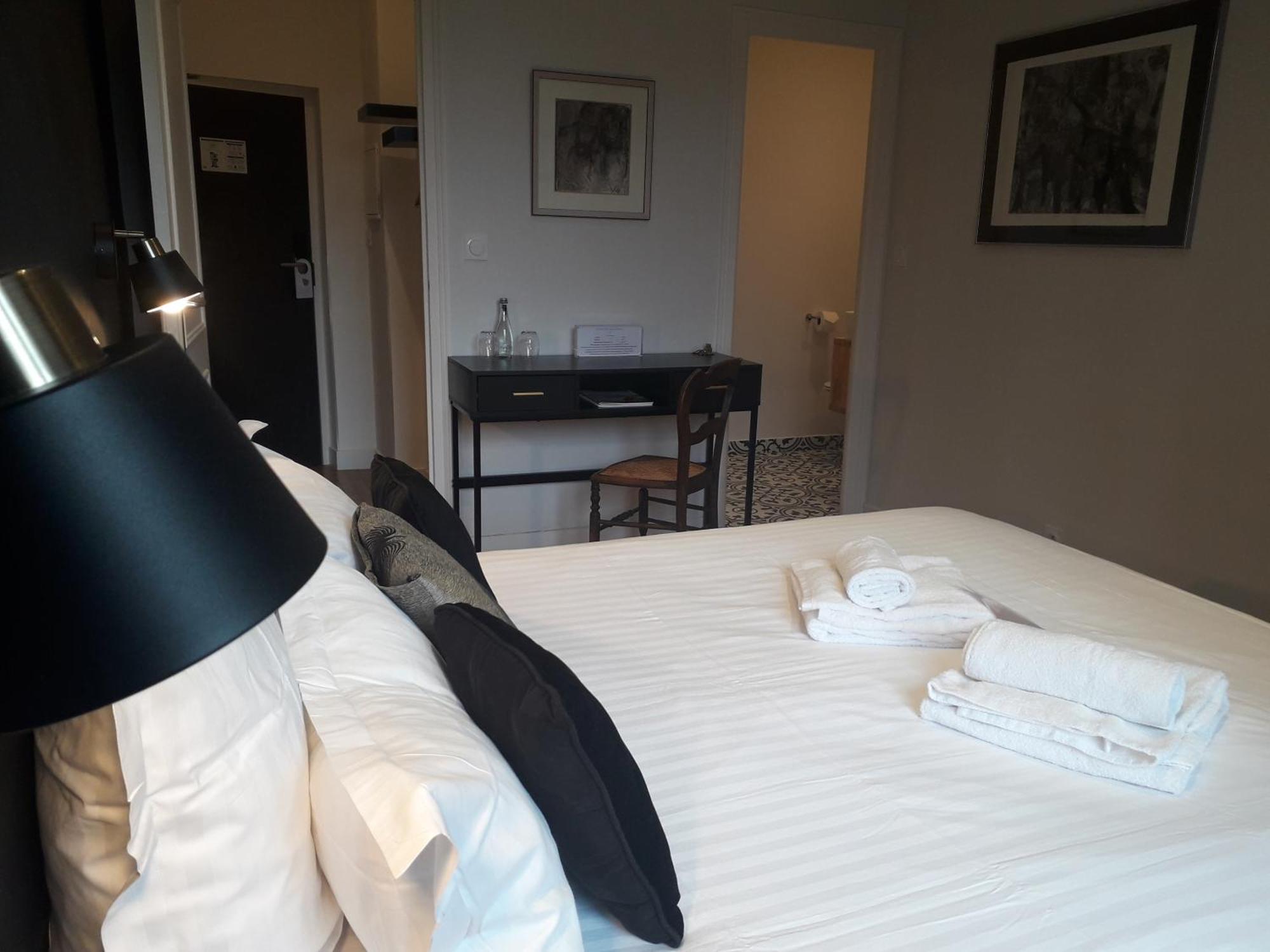 Manoir Du Moustoir - Hotel Les Empreintes Saint-Evarzec Ngoại thất bức ảnh